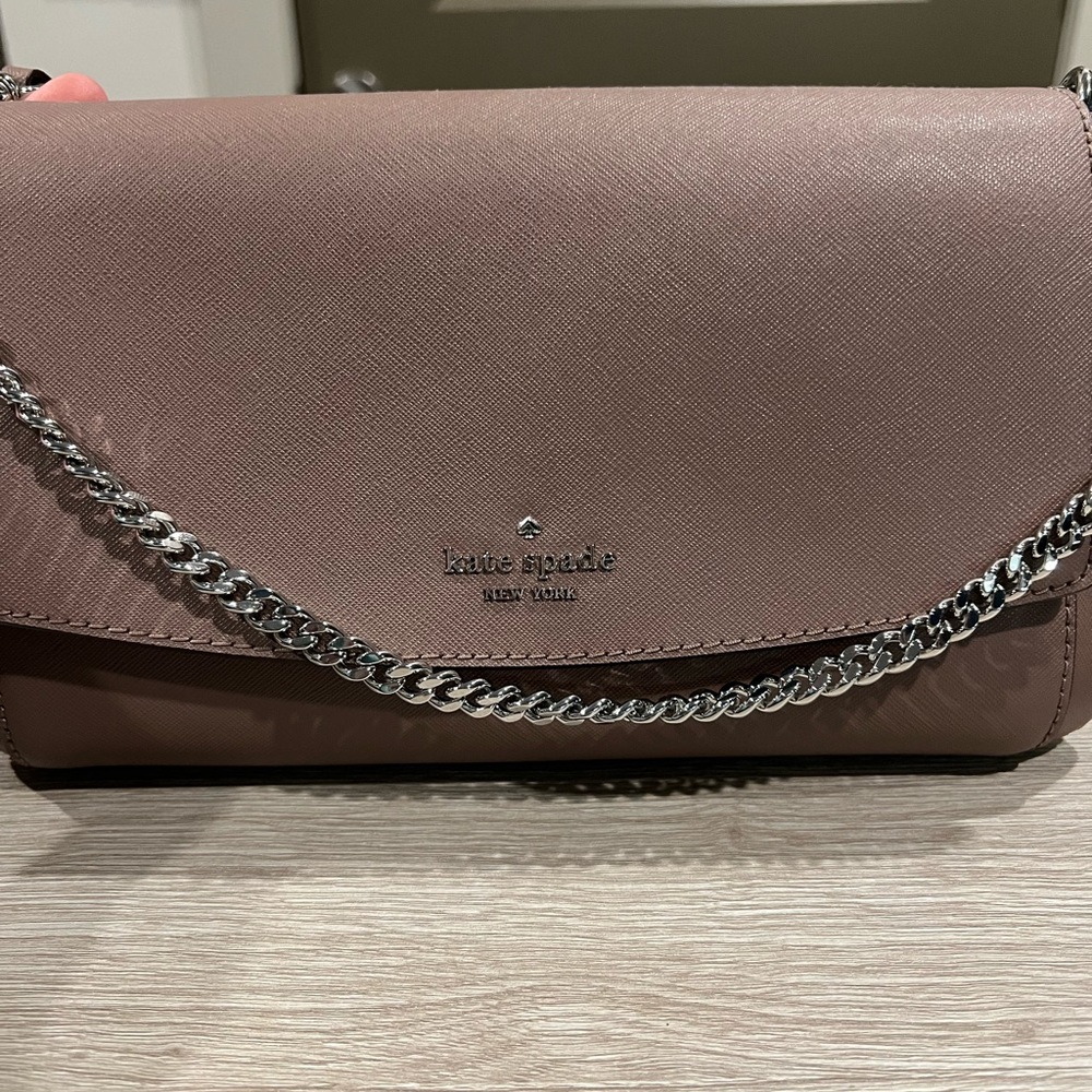 Kate Spade purse. New without tags. SOLD